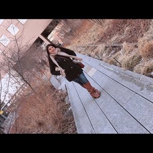 Meet your Posher, Jasmin